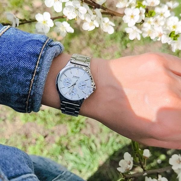 Годинник Casio LTP-V300D-2AUDF 4549526132728 фото